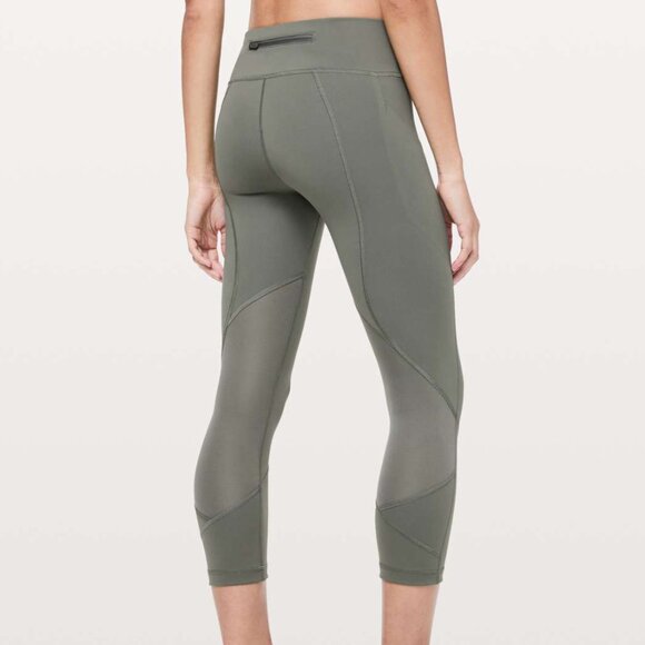 Lululemon Pace Rival 22" Crop Leggings, Grey Sage Green, Size 6 - Picture 3 of 10